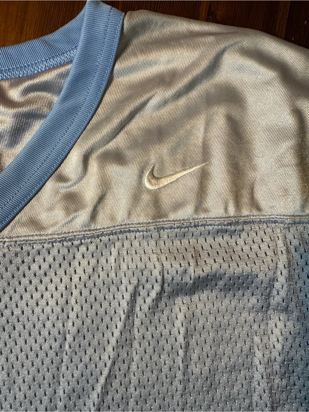 Nike Team Men’s Gray Mesh Football Practice Jersey with Light Blue Trim Size L